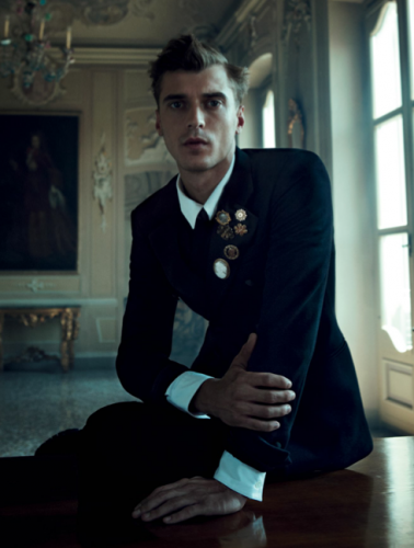 L'OFFICIEL HOMMES ITALIA  F/W 12/13 - 2