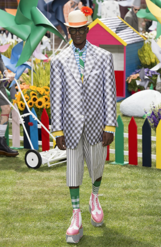 THOM BROWNE SS 19 - 17